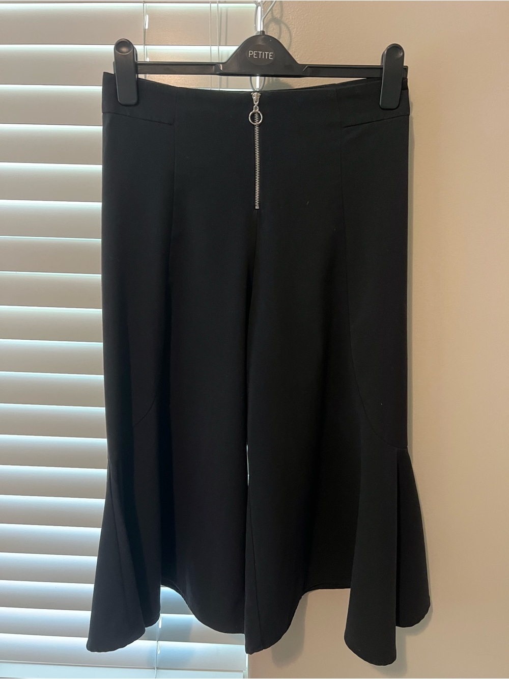 Zara Wide-Leg Cropped Culottes Size S
